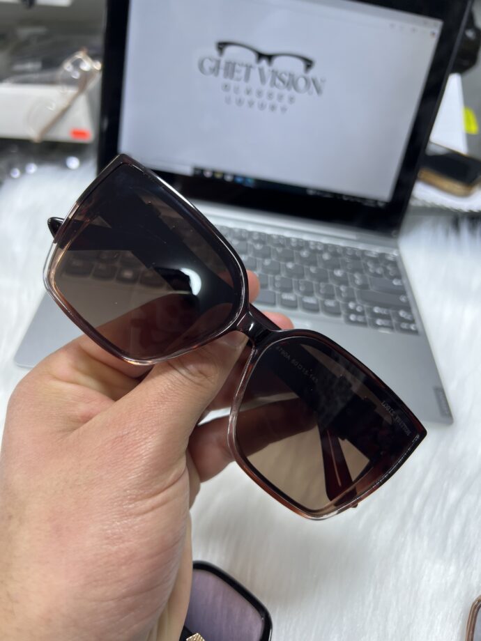 ⁦Lunettes luis vuttoun⁩ - الصورة ⁦3⁩