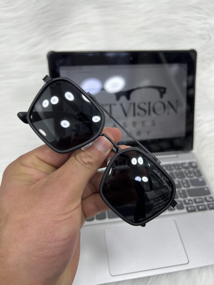 Lunettes ferigamo