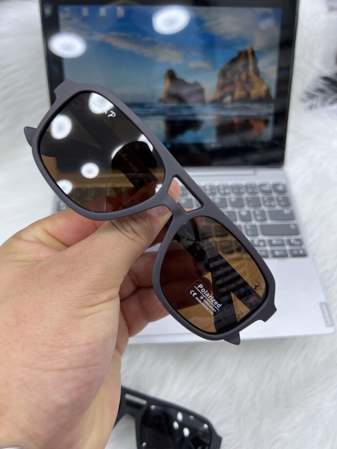 ⁦Lunettes rayban feraré⁩ - الصورة ⁦3⁩