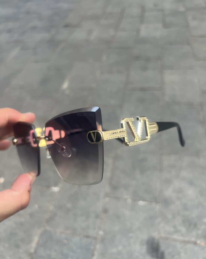 ⁦Lunettes valantino⁩ - الصورة ⁦3⁩