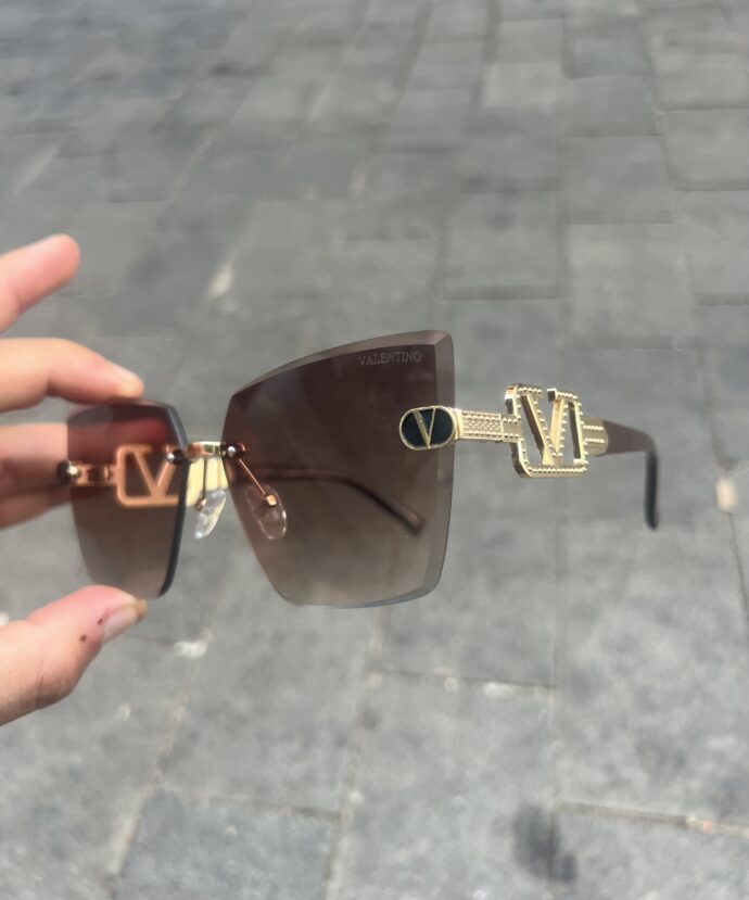 ⁦Lunettes valantino⁩ - الصورة ⁦2⁩