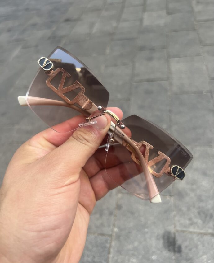 ⁦Lunettes valantino⁩ - الصورة ⁦4⁩