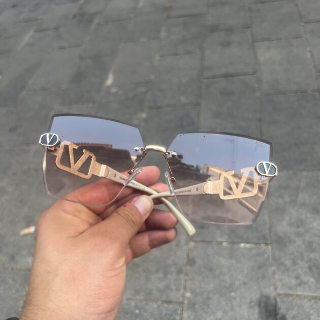 Lunettes valantino